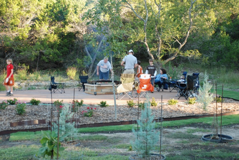 2010/10(Oct)/1st Firepit Cookout/800x600_2010-10-07-03 1st Firepit Cookout.jpg